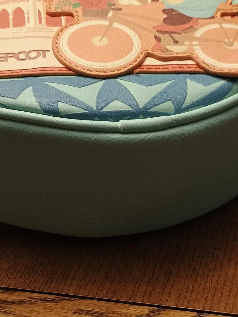 New Loungefly Disney Parks EPCOT Italy Mickey and Minnie Mouse Crossbody Bag